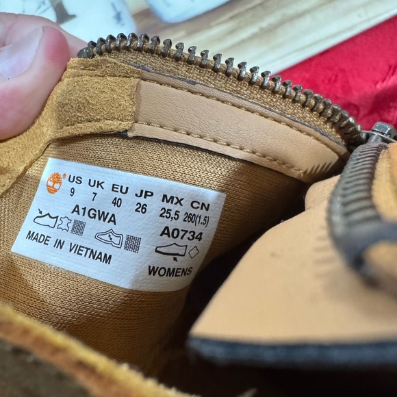 NWOT Ladies Timberland Glancy ruched boots size 9 - Picture 7 of 7